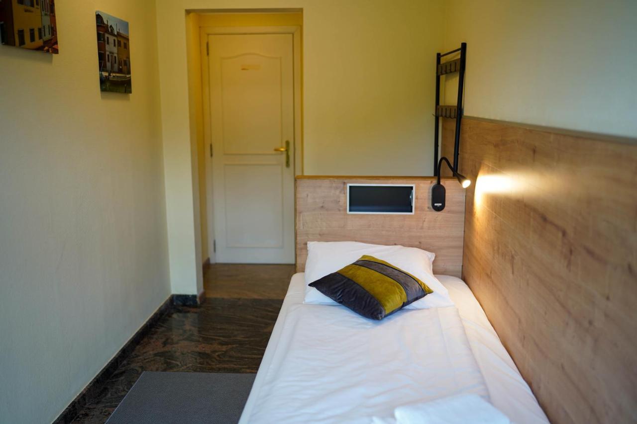 דיסט Hotel Prins Van Oranje מראה חיצוני תמונה