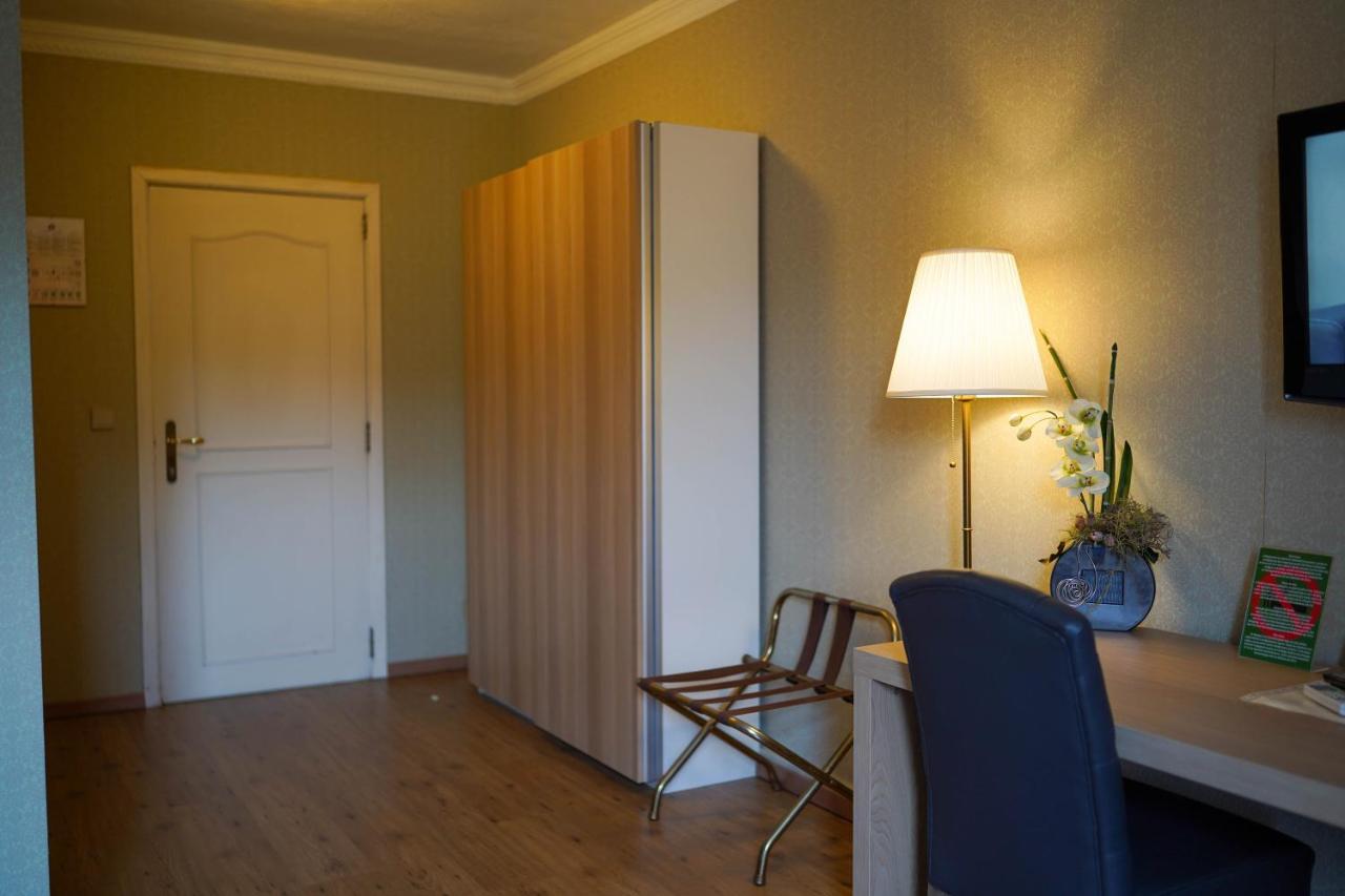 דיסט Hotel Prins Van Oranje מראה חיצוני תמונה