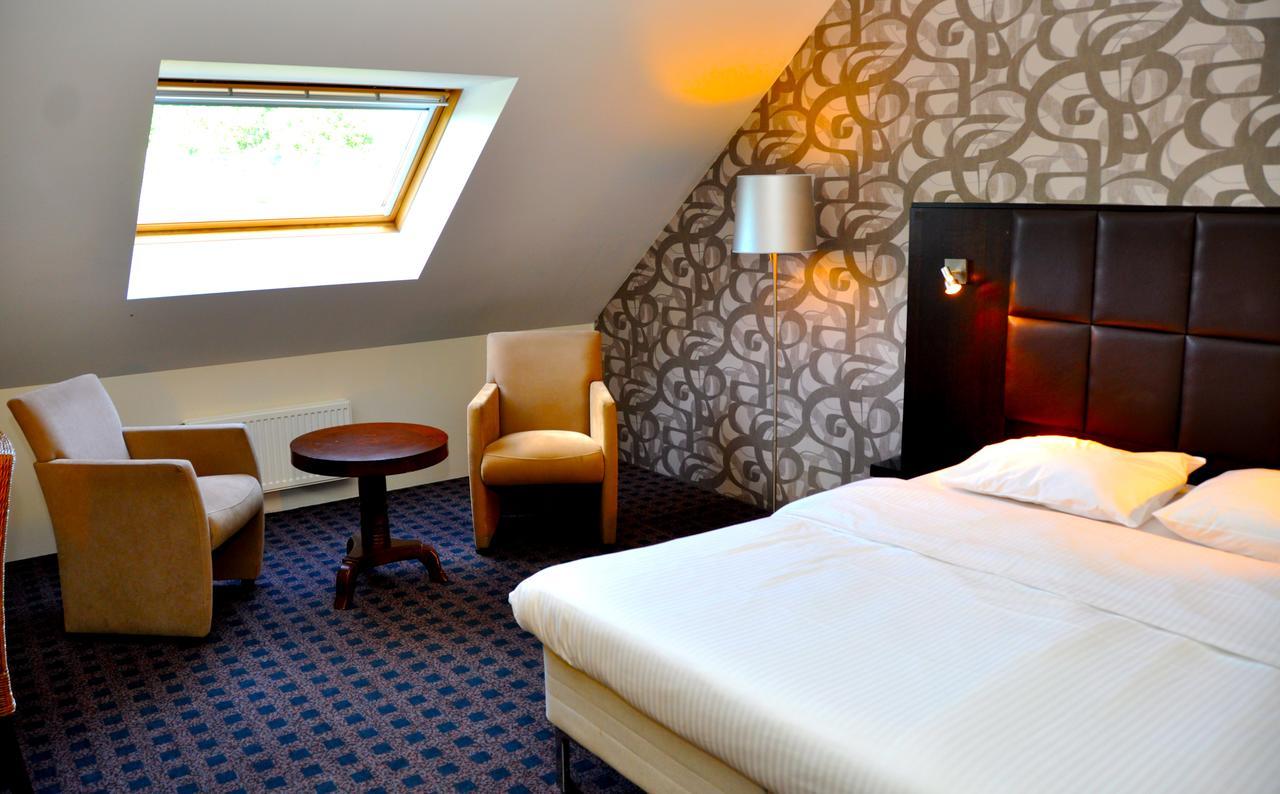 דיסט Hotel Prins Van Oranje מראה חיצוני תמונה